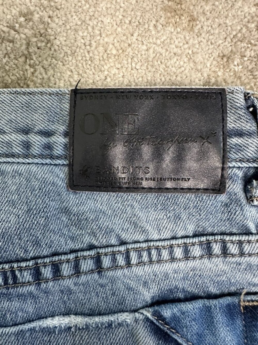 One Teaspoon Outlaws Cut Off Shorts Button Fly Distressed Denim - Picture 3 of 6